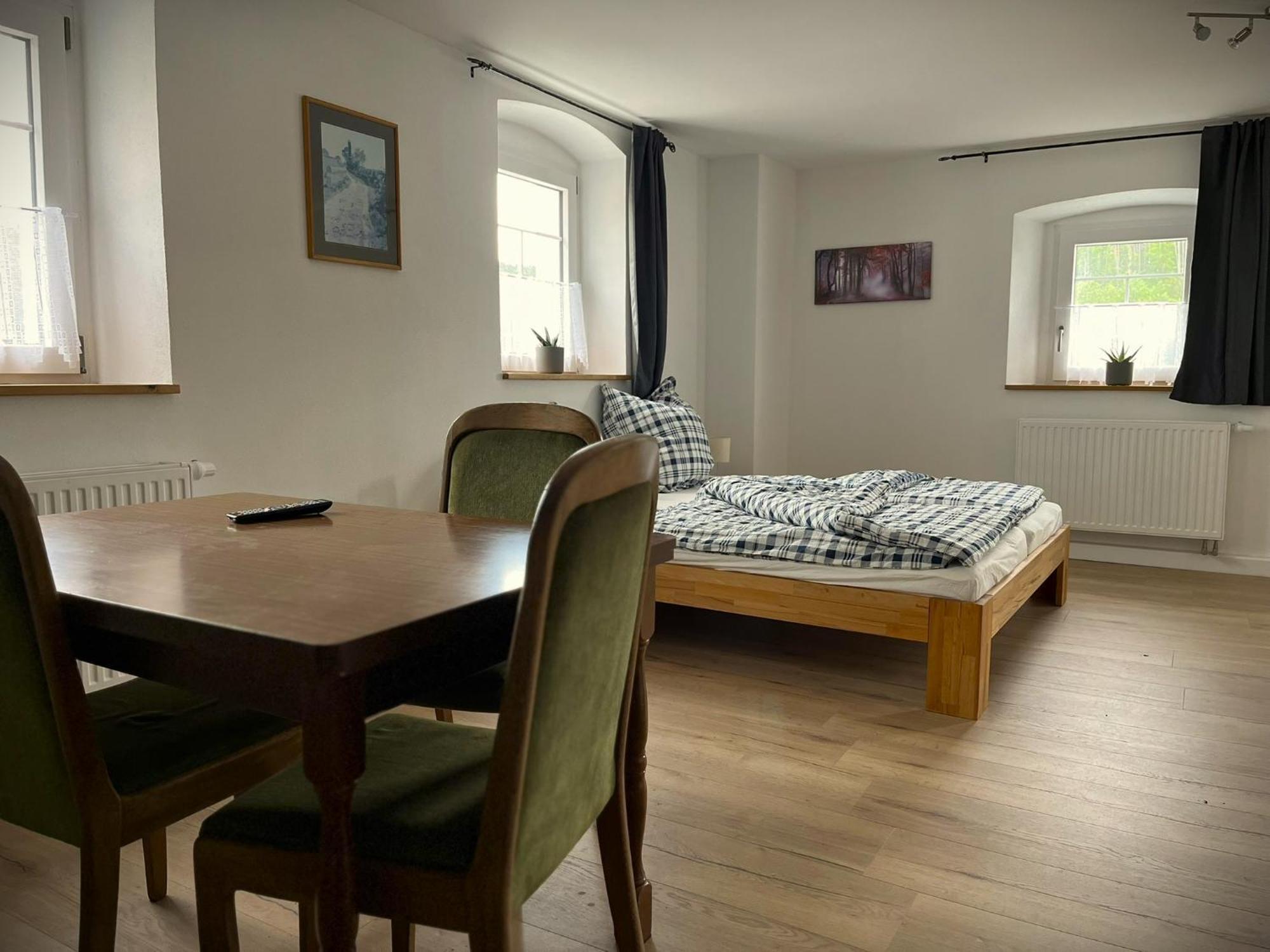 Apartment Weisses Ross Burghaslach